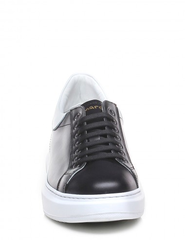 Sneakers in nappa bianca e nera