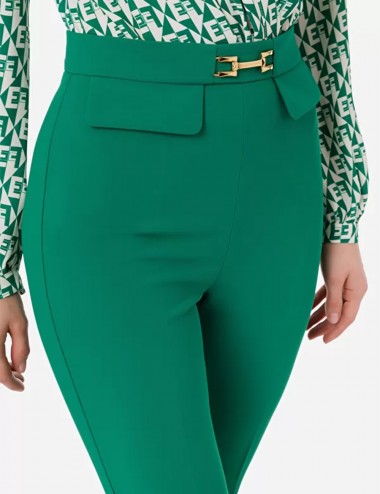Pantalone skinny con patte e accessorio morsetto Smeraldo