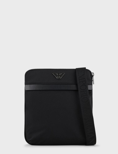 Tracolla piatta in nylon riciclato Nero