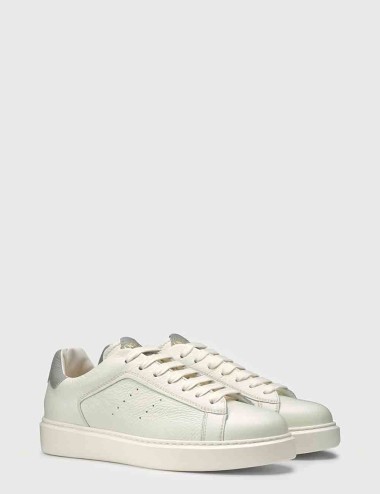 Sneaker In Pelle Bottalata Con Dettaglio Pelliccia Bianco