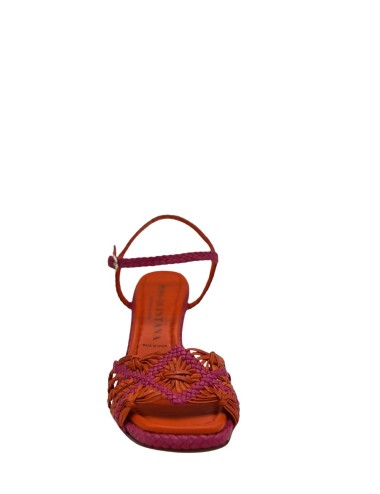 Sandalo fiji in pelle intrecciata con tacco midi fucsia