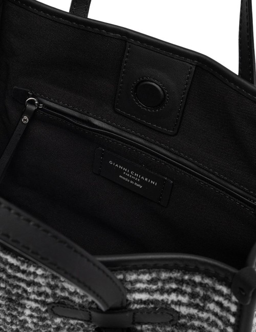 Borsa a mano tessuto pullover MISS MARCELLA black