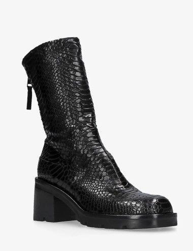 Jet Ankle Boot black