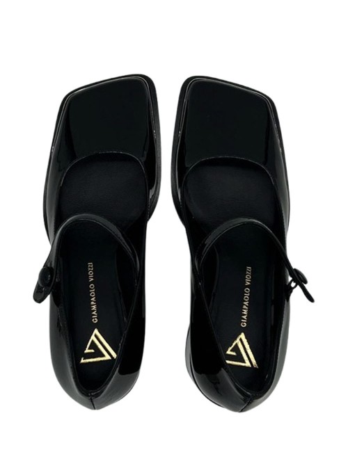 Scarpa con tacco in vernice nero