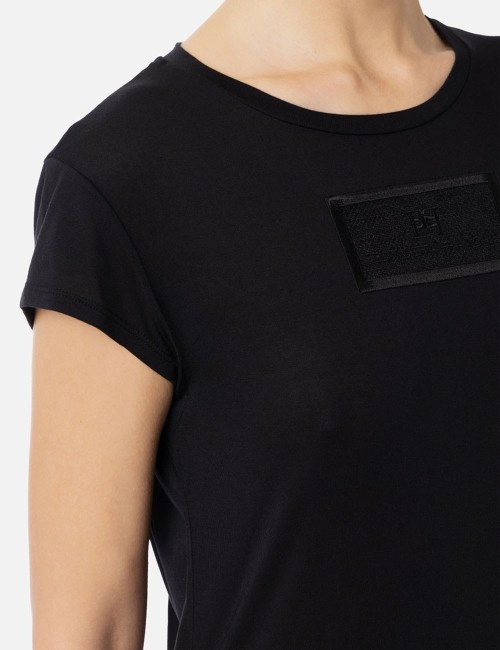 T-shirt in jersey con ricamo nero