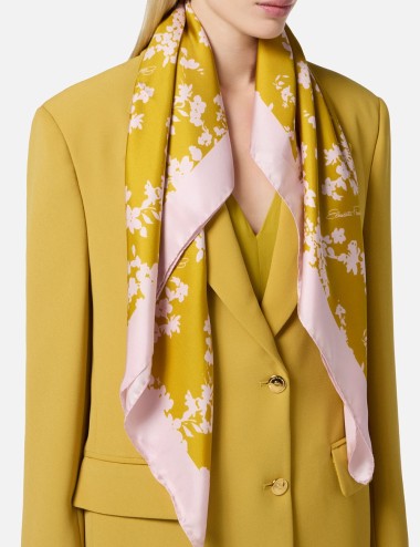 Foulard in twill di seta con stampa curry quarzo