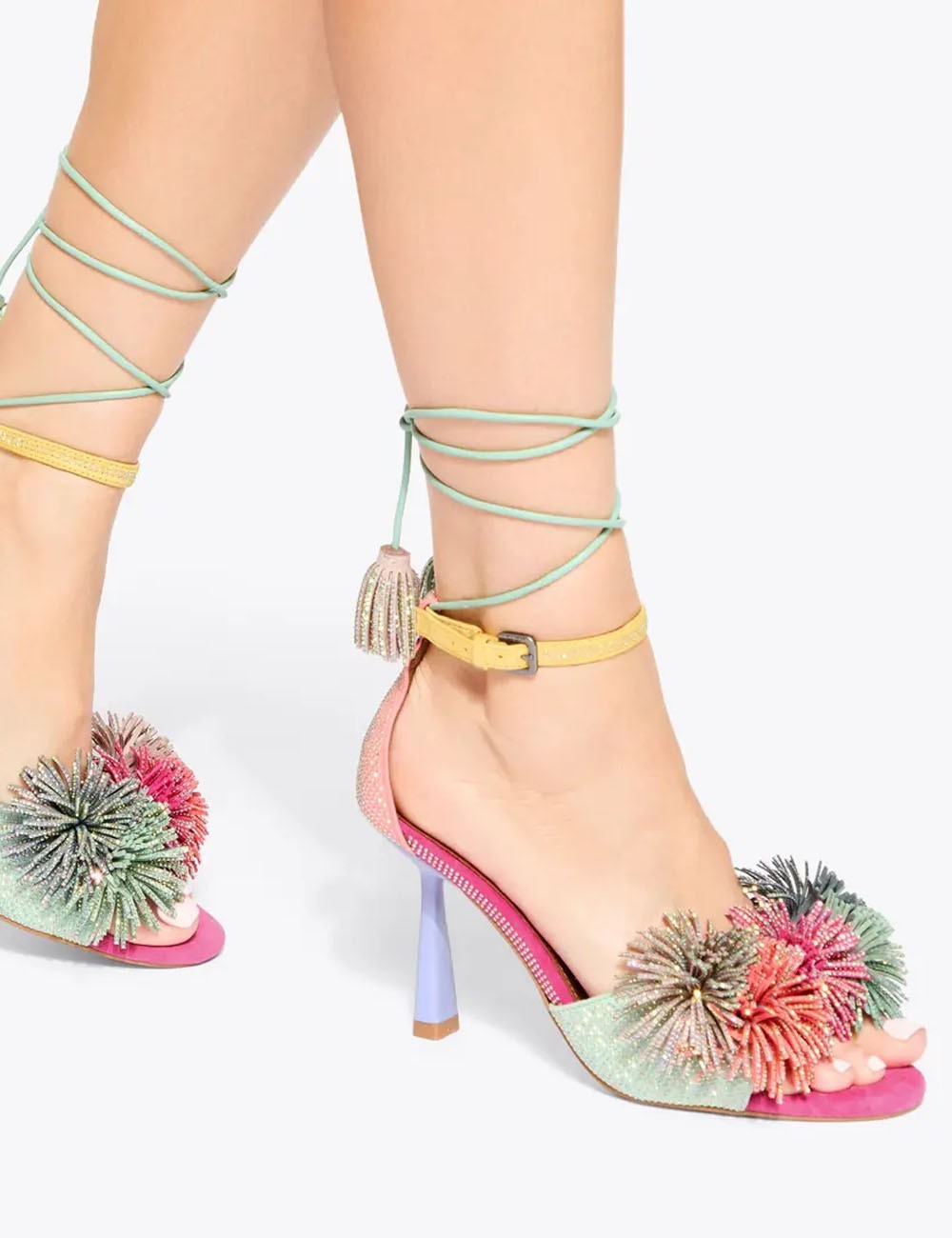 Sandali alti con pom pom e cristalli
