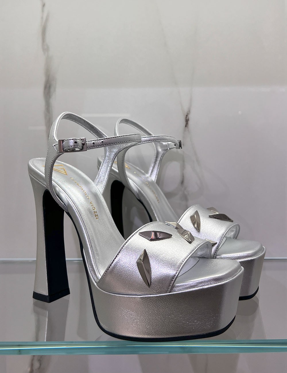 Sandalo con tacco Ersa laminato argento