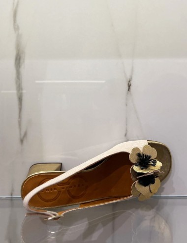 LILOLA ivory sandals with gold flowers