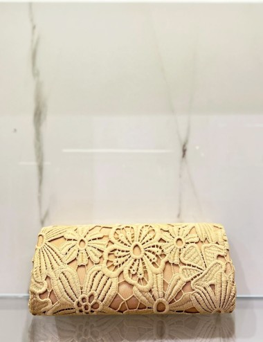 Clutch in tessuto macramè