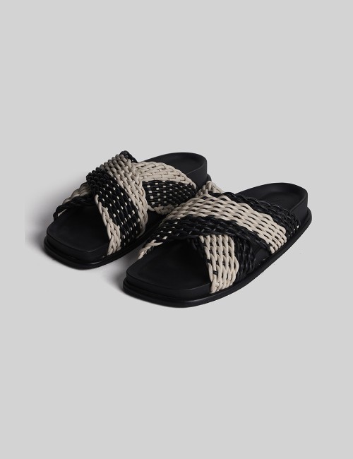 Ciabatte CHASE con intreccio incrociato black white