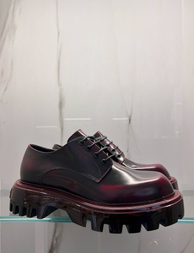 Stringate Shark Red
