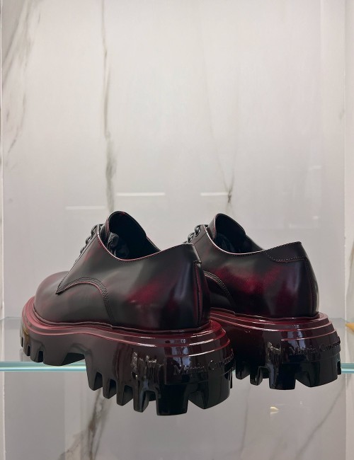 Stringate Shark Red