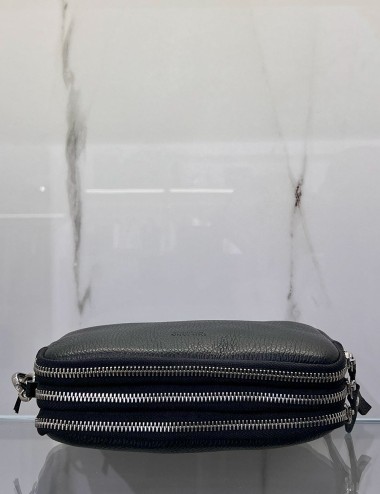 Pochette in pelle con 3 scomparti nera