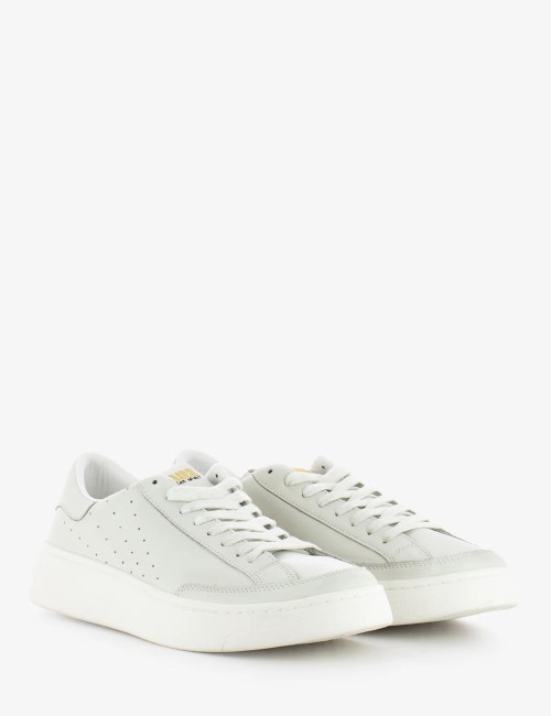 Sneakers Trailmate white