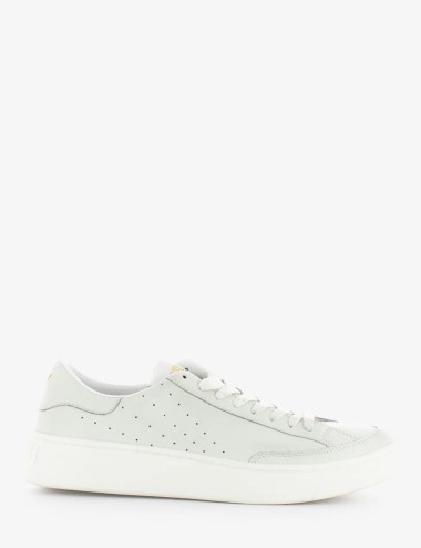 Sneakers Trailmate white