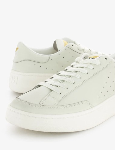 Sneakers Trailmate white