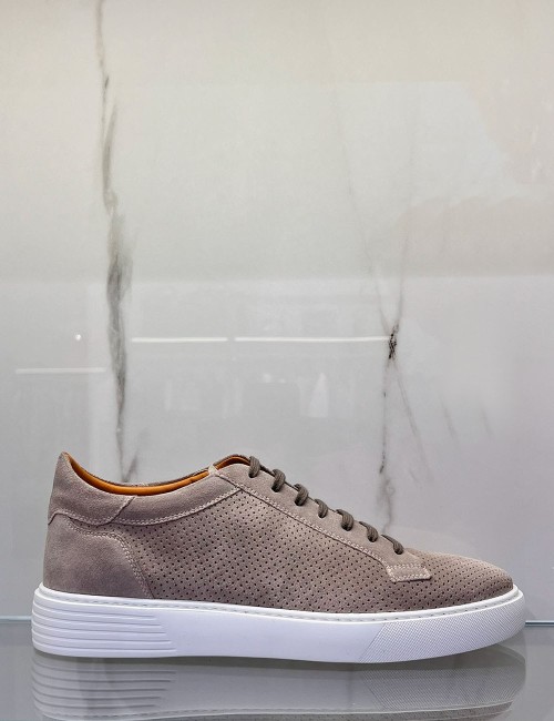 Sneakers scamosciate traforate tortora