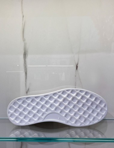 Sneakers scamosciate traforate tortora