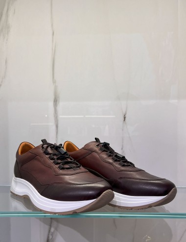 Sneakers in pelle testa di moro