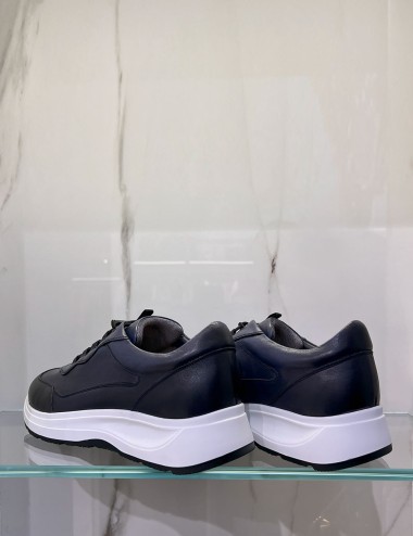 Sneakers in pelle blu