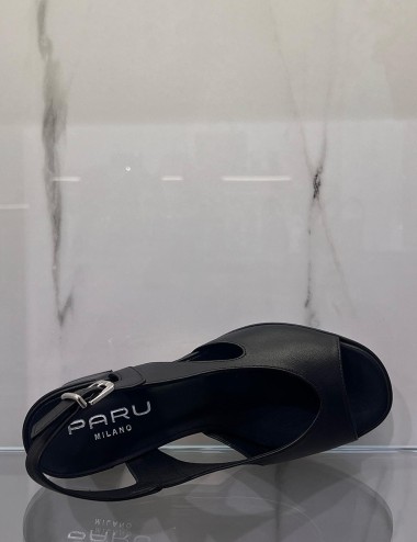 Sandali con plateau neri