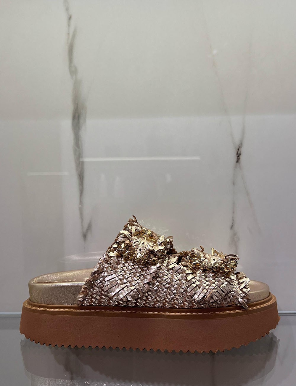 Woven leather platform sandals oro