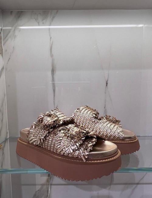 Woven leather platform sandals oro