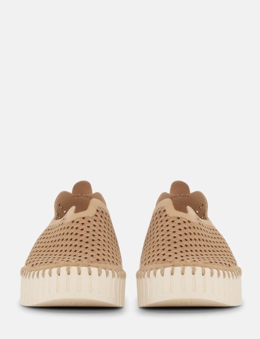 Platform Tulip Flats Milk