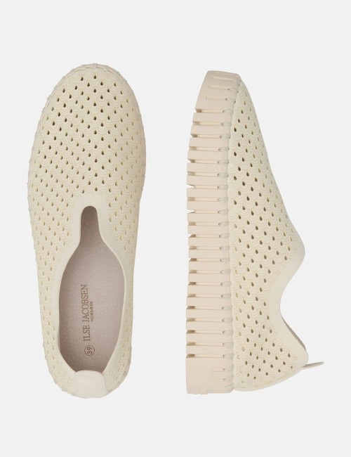 Platform Tulip Flats Milk Cream