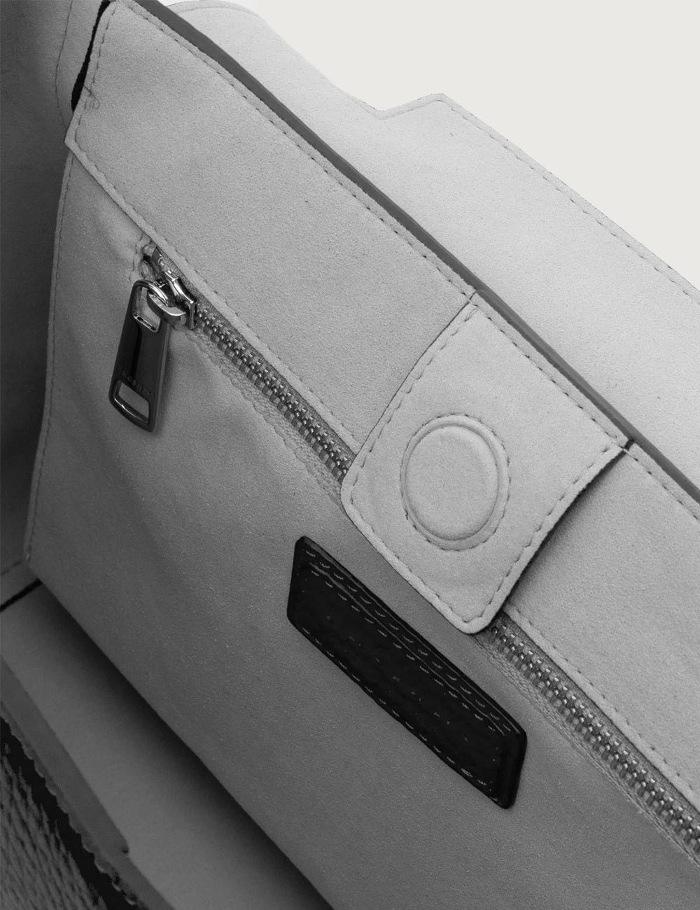 Borsa Sveva Soft Media a spalla in pelle con tracolla cuoio