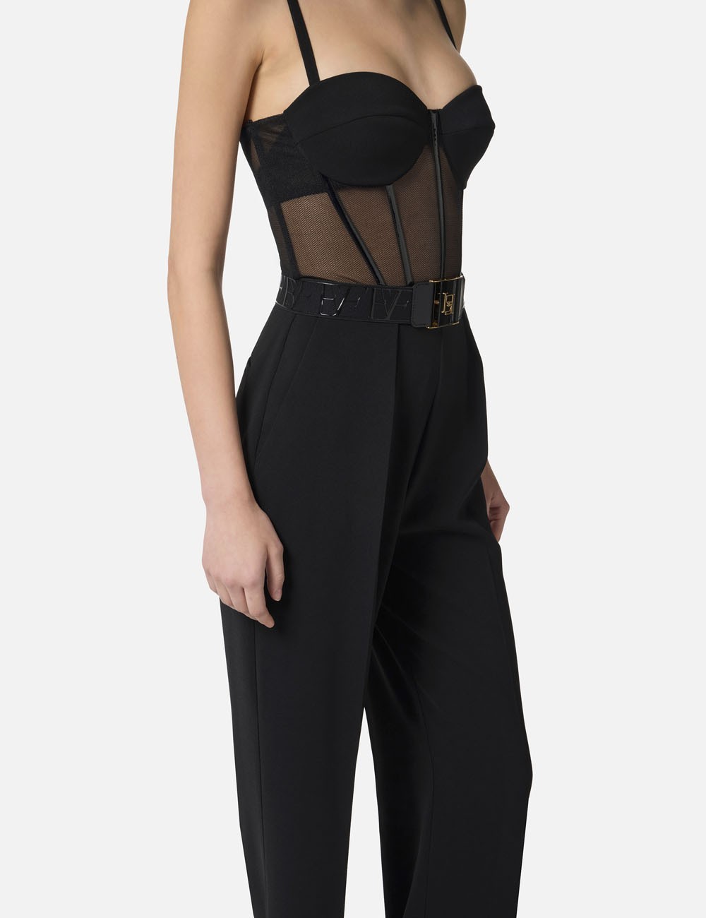 Tuta in crêpe leggero e tulle nero