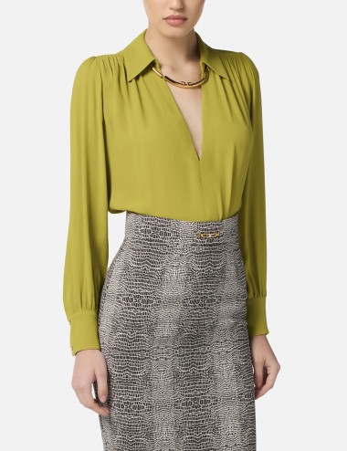 Camicia in georgette con dettaglio gioiello iguana