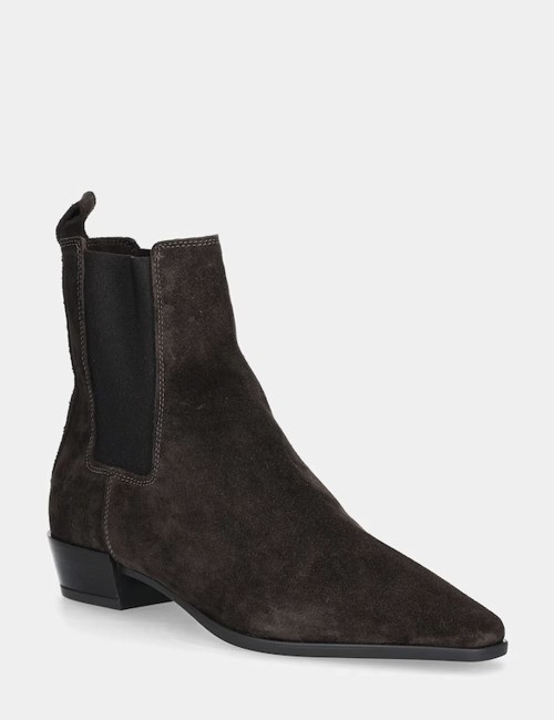 Suede Chelsea boots chocolate