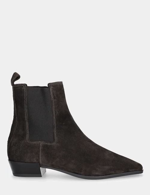 Suede Chelsea boots chocolate