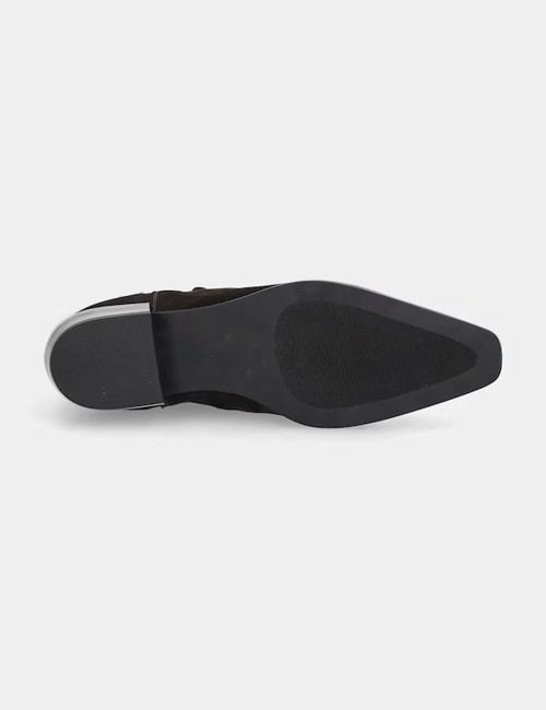 Suede Chelsea boots chocolate