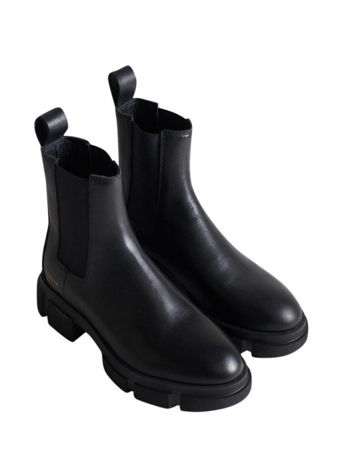 Stivaletto elasticizzato in pelle vitello nero
