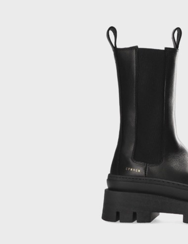 Ankle boot calfskin leather black