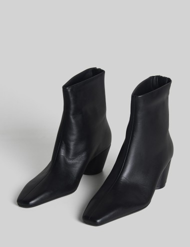 Stivaletto in pelle Beatrice maxime nero