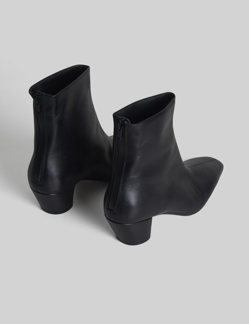 Stivaletto in pelle Beatrice maxime nero