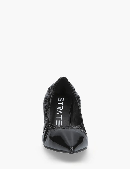 Lory Black Pump