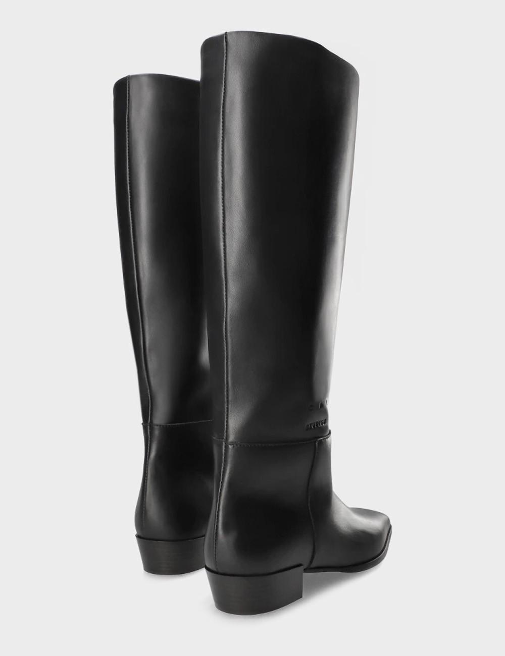 Boots in leather black