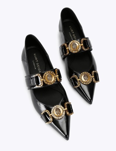 Ballerina mansion point slip on