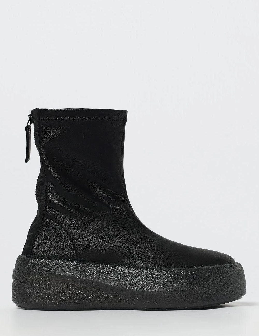 Stivaletti con zeppa neri