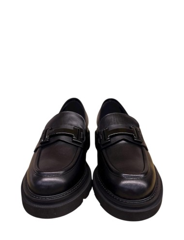 Mocassino con fibbia spazzolato nero