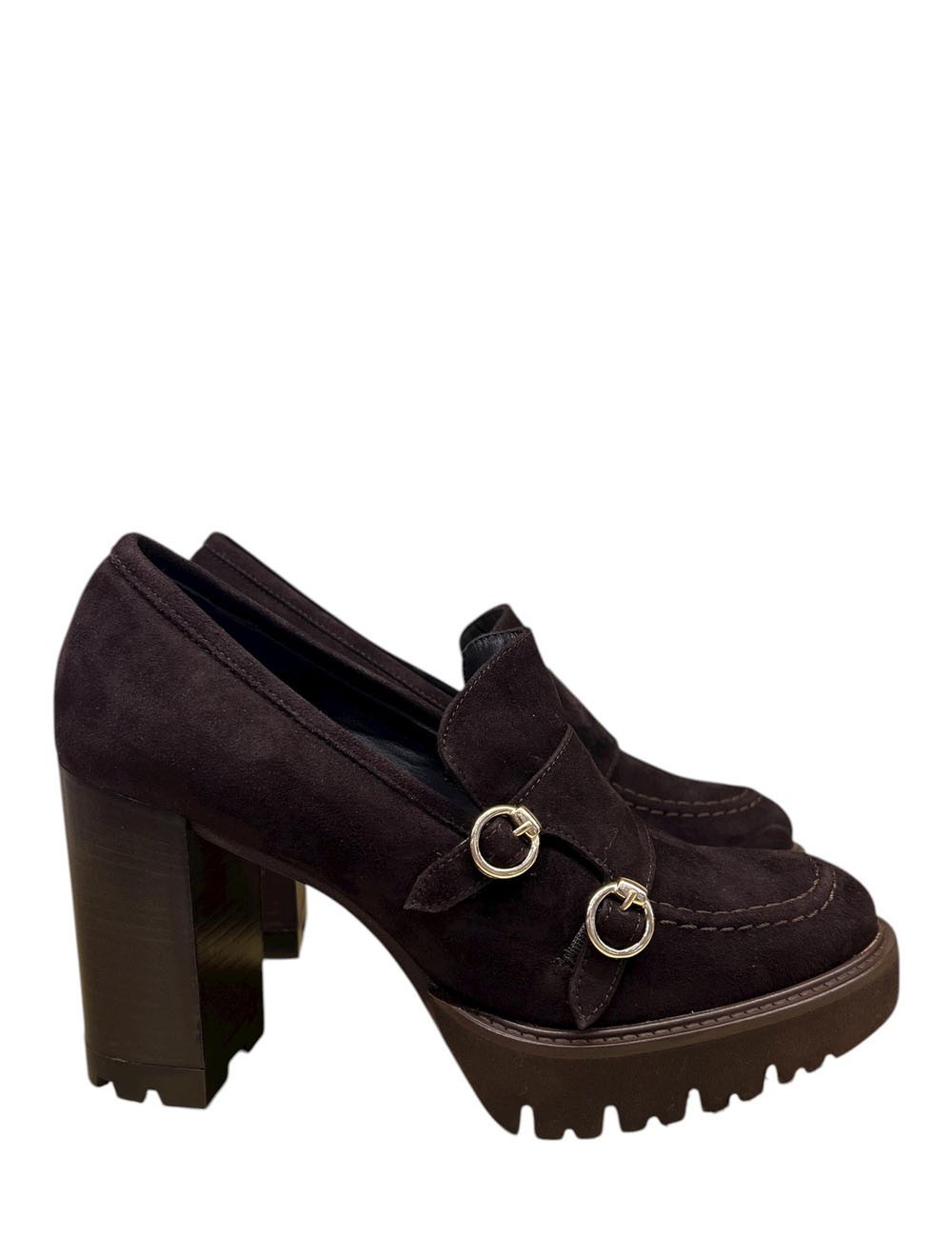 Mocassino scamosciato con tacco e fibbie testa di moro