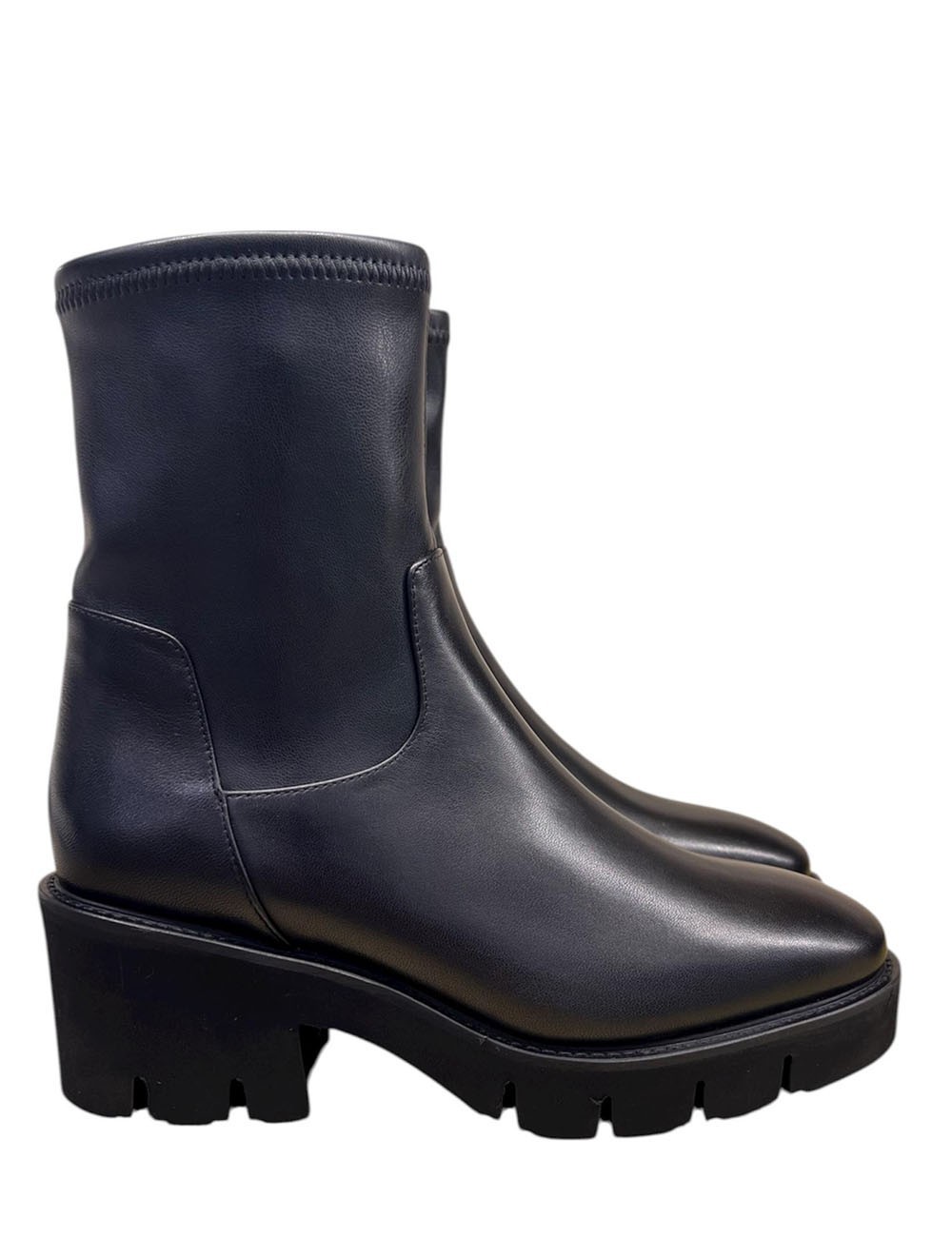 Stivaletto in pelle nero