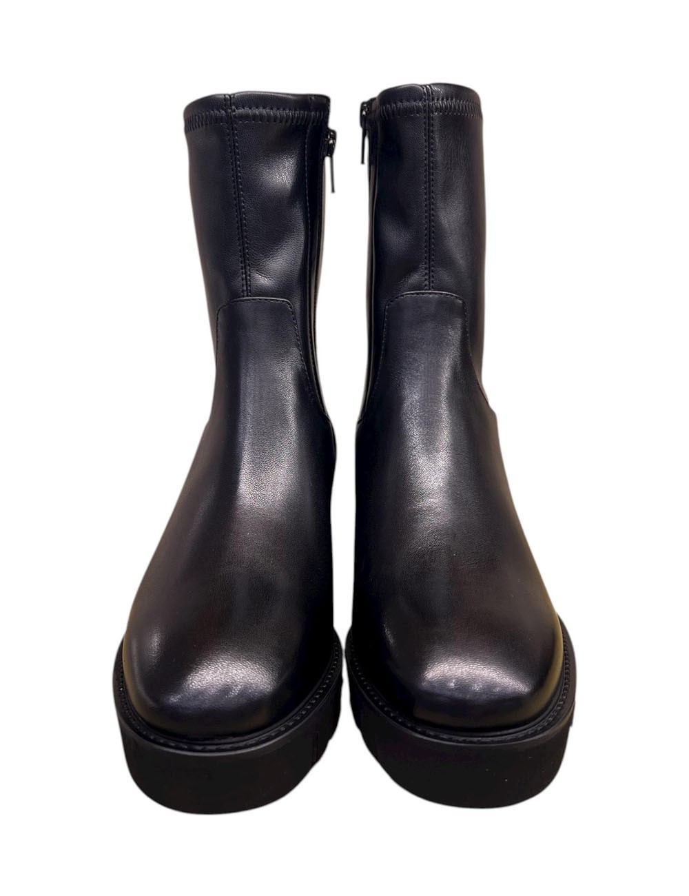 Stivaletto in pelle nero