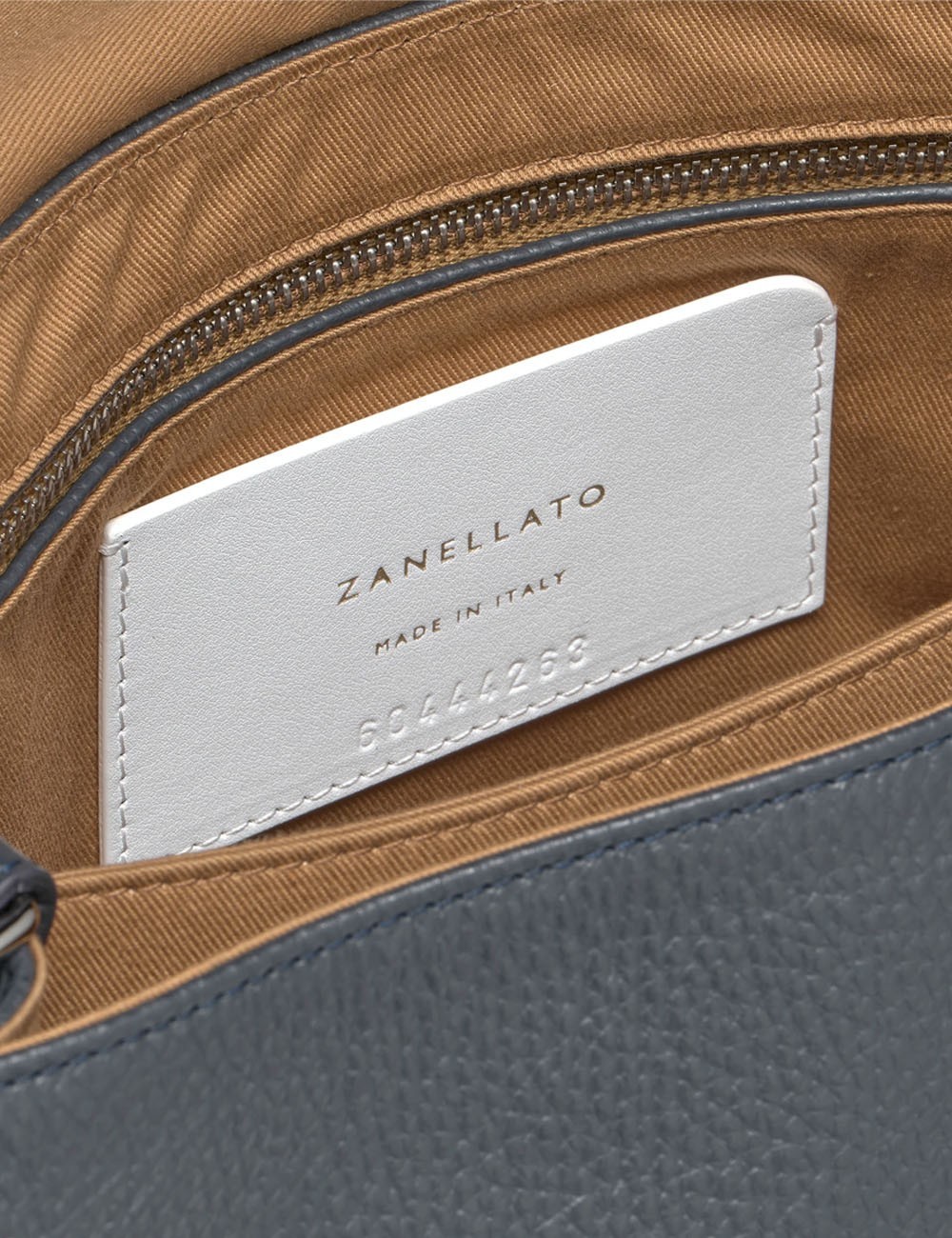 BORSA POSTINA® SMALL IN PELLE MARTELLATA DARK NAVY