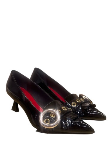Scarpa con tacco in vernice nera